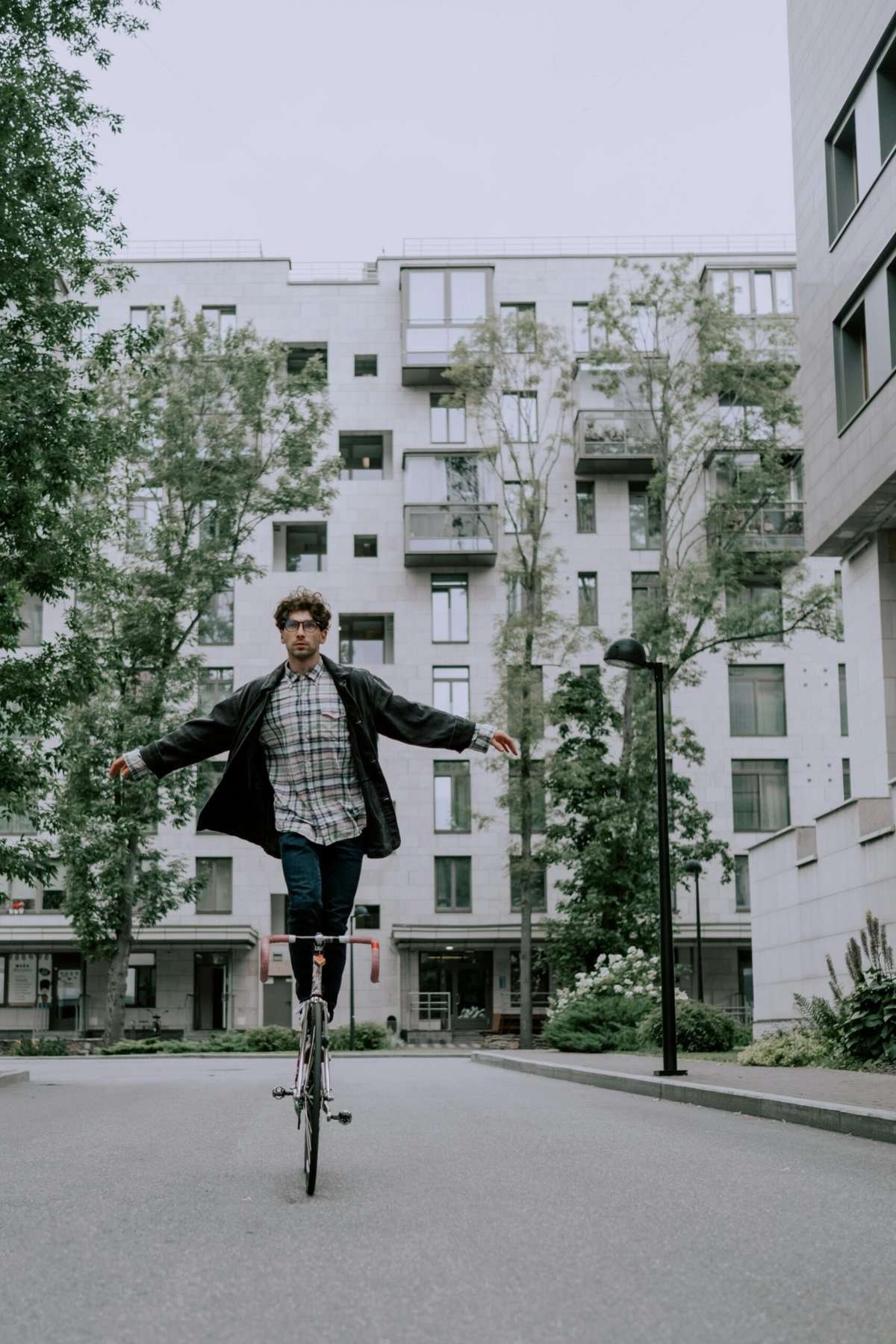 How Can I Overcome Fear When Attempting New Skateboarding Tricks? How Can I Overcome Fear When Attempting New Skateboarding Tricks?