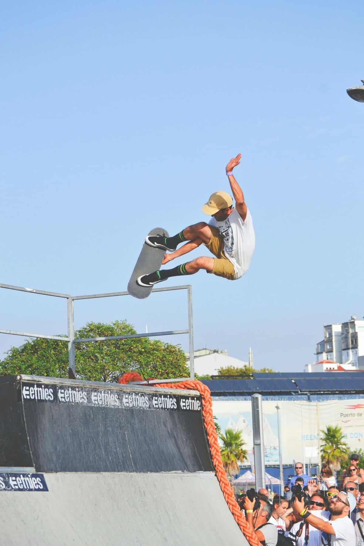 Whats The Trick To Mastering Skateboard One-footed Tricks?