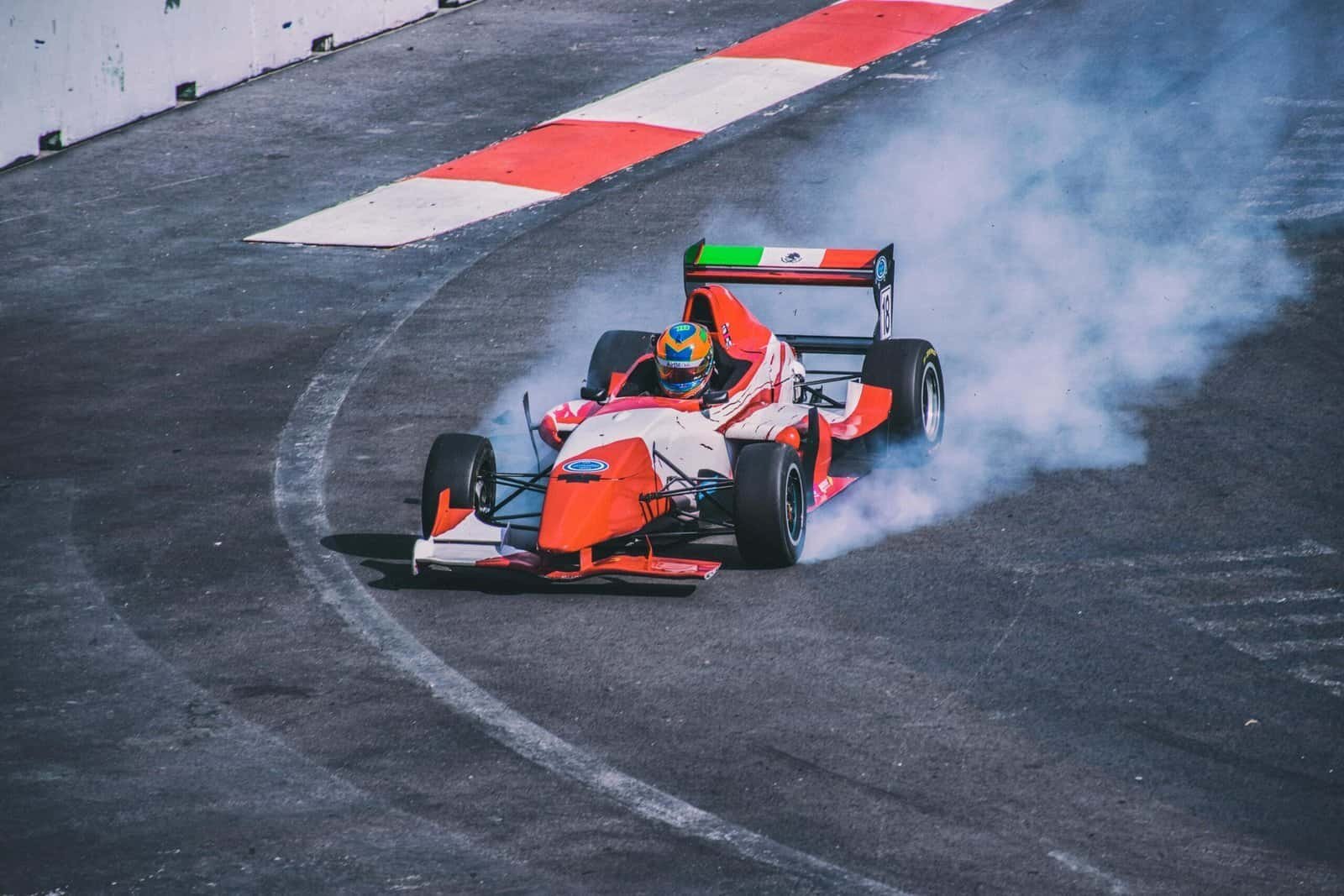 What Are The Best Helmets For Skateboarding?