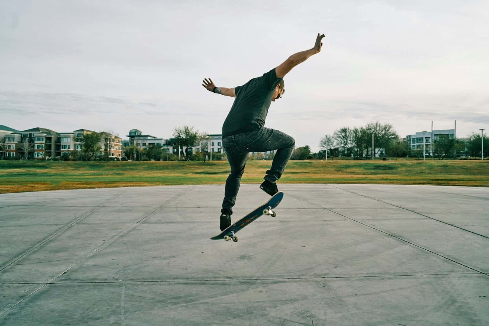 What Are The Best Tricks For Transition Skateboarding?